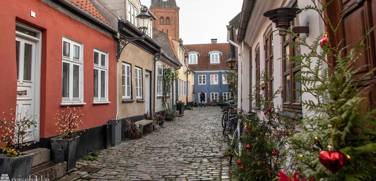 Julepynt i Hjelmerstald i Aalborg