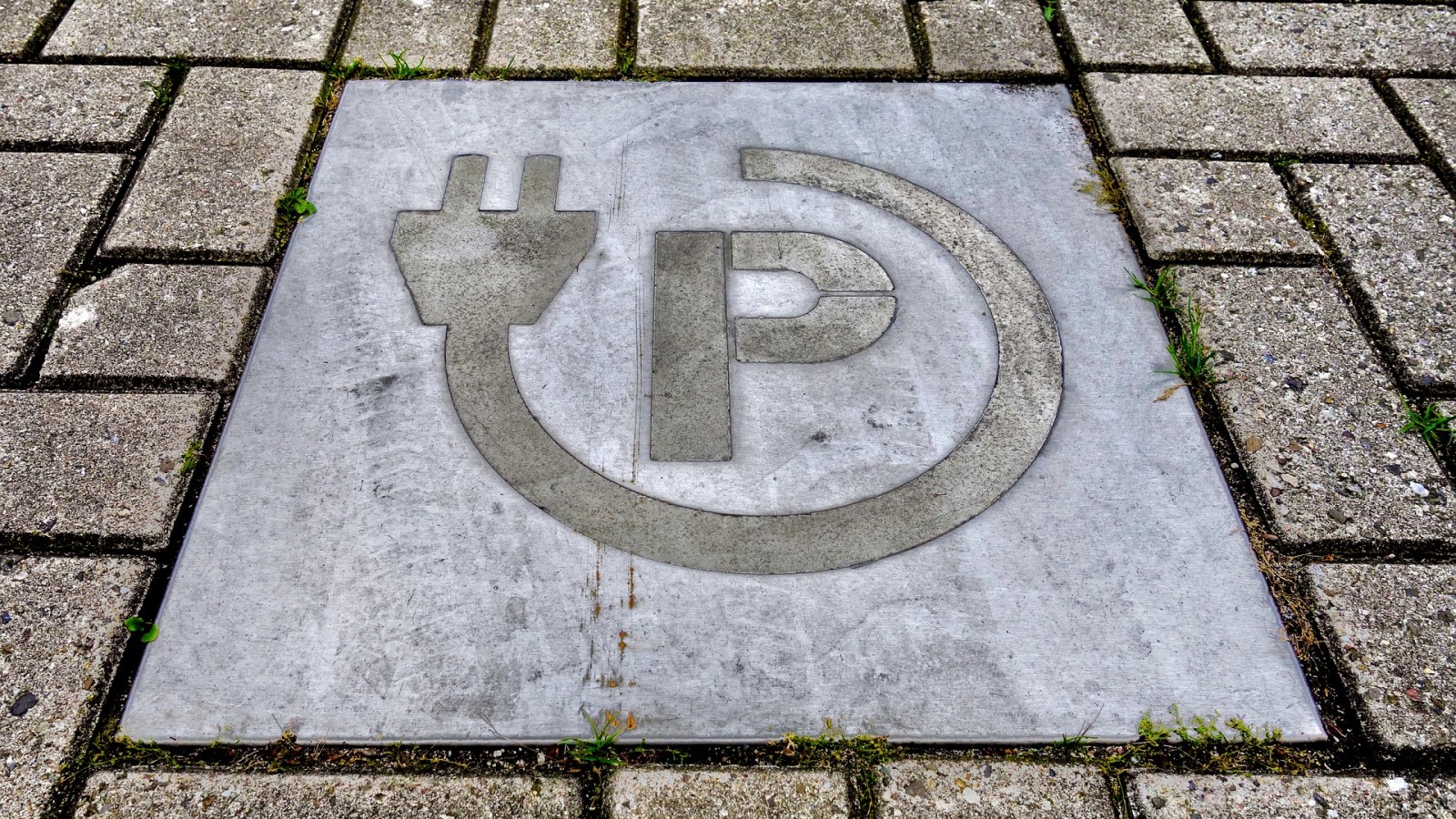 El Ladestander til bil