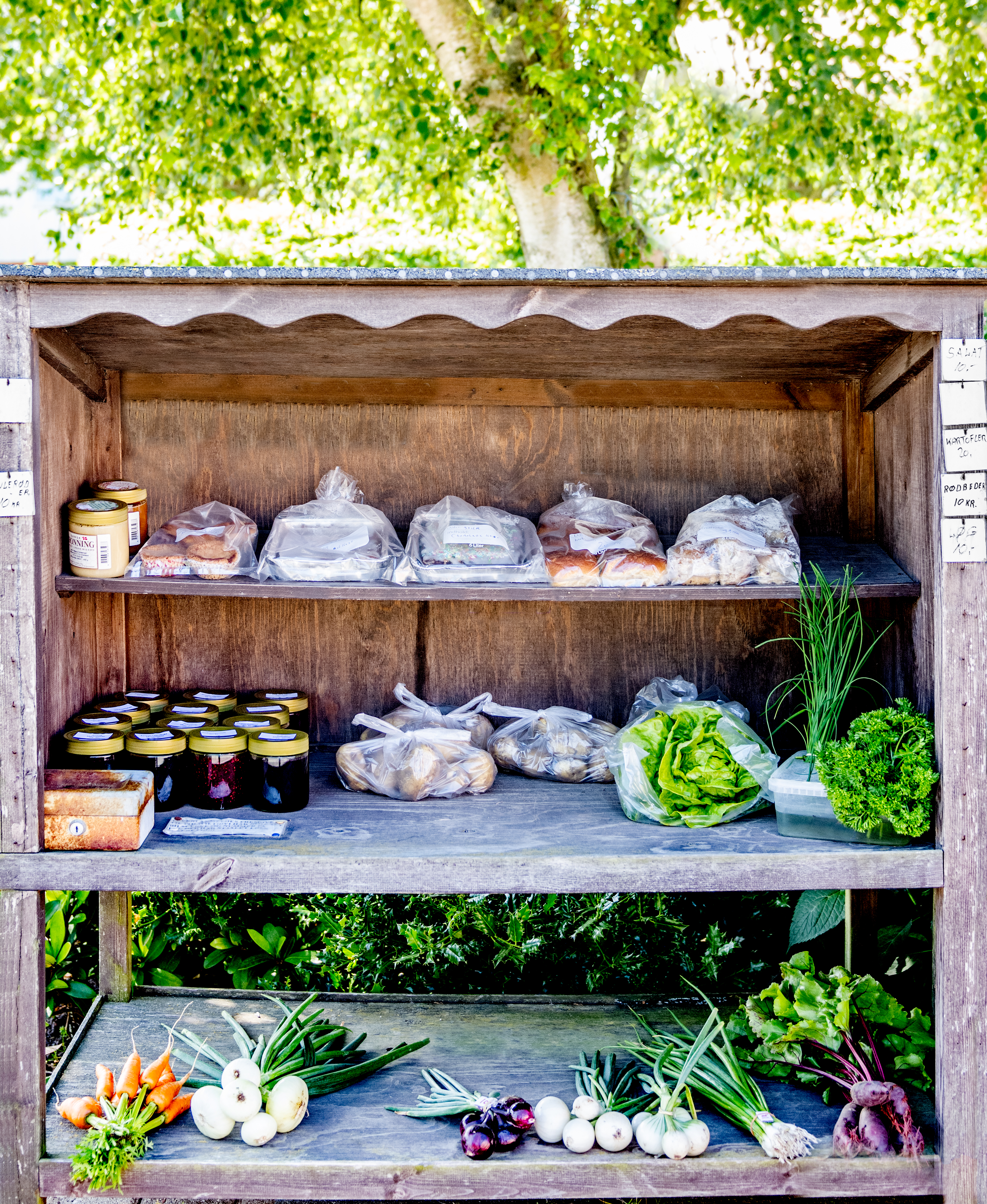 Vejbod med grøntsager