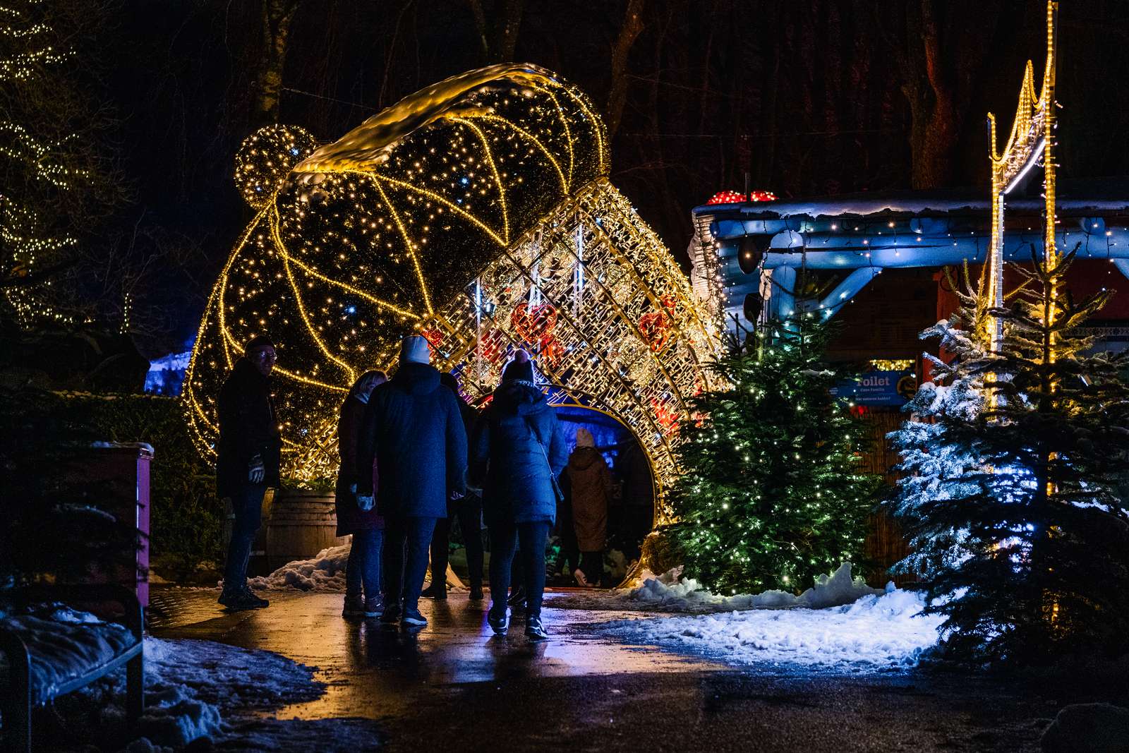 Jul i Zoo