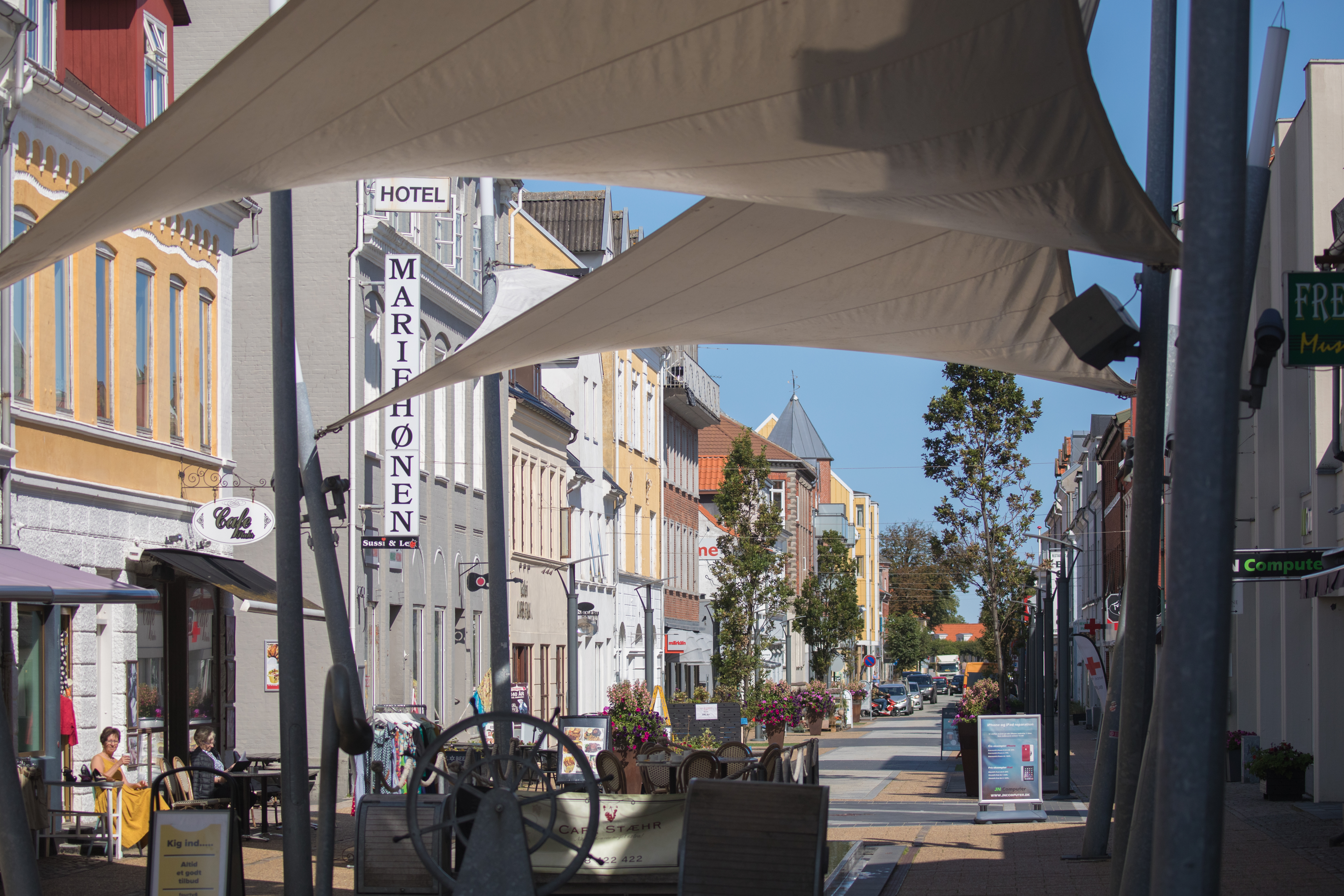 Frederikshavn's Gågade om sommeren 
