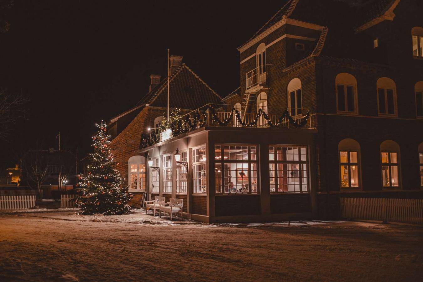 Brøndums Hotel med sne