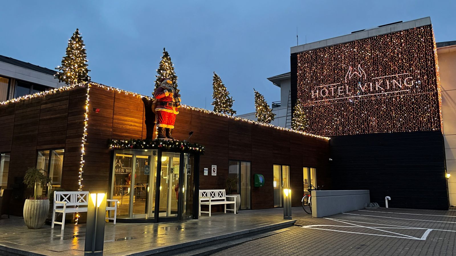 Hotel Viking pyntet op til jul