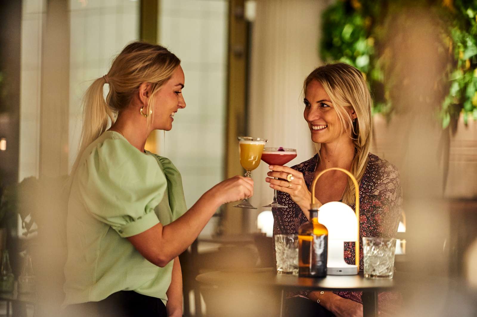 Kvinder med drinks