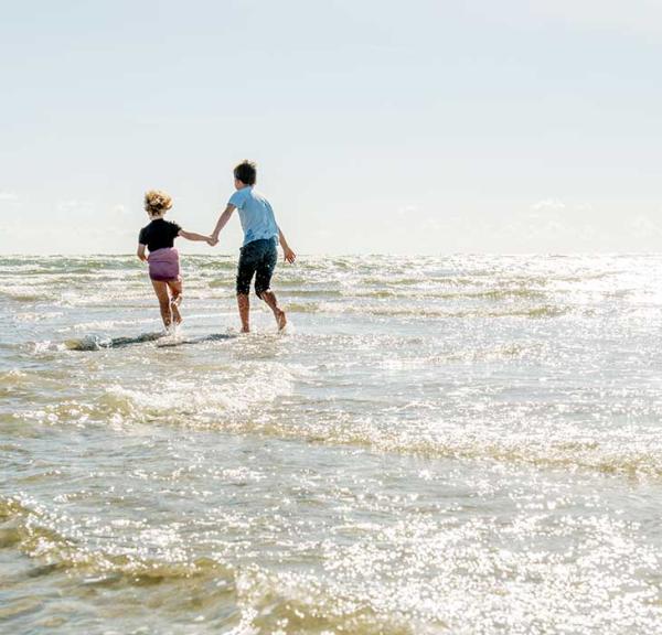 Børn på strand