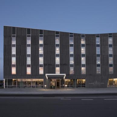 The hotel from outside